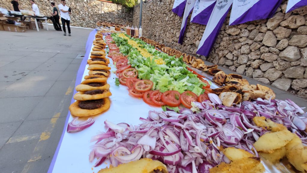 עיצוב שולחן שוק