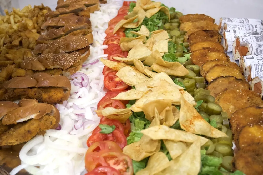 חוויה קולינרית לשולחן שוק