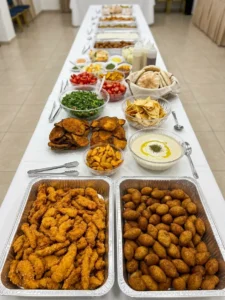 פתרונות הסעדה עם מגשי אירוח כשרים